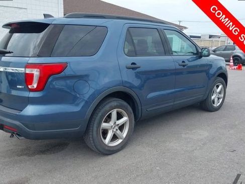 Used 2018 Ford Explorer 4WD w/ Class II Trailer Tow Package image 4