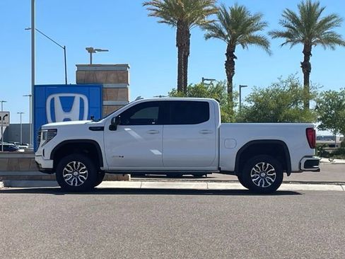 Used 2023 GMC Sierra 1500 AT4 image 8