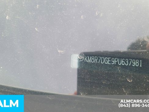 Used 2023 Hyundai Palisade Calligraphy image 18