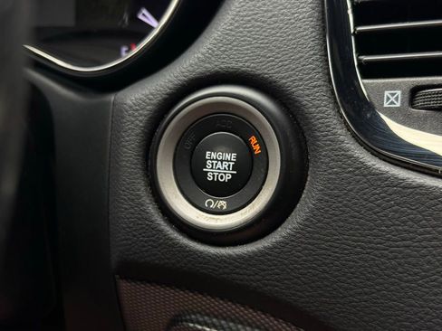 Used 2020 Dodge Durango R/T w/ Technology Group AWD/4WD image 27