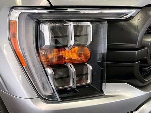 Certified 2022 Ford F150 XLT w/ Equipment Group 302A High image 27