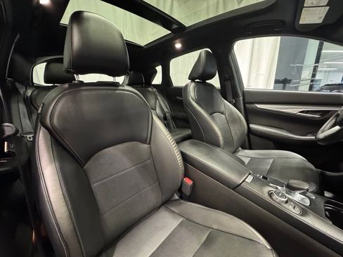 Used 2022 INFINITI QX50 Luxe w/ Appearance Package image 30