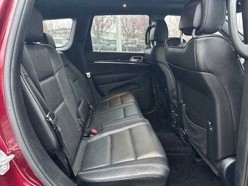 Used 2017 Jeep Grand Cherokee Overland w/ Jeep Active Safety Group image 15