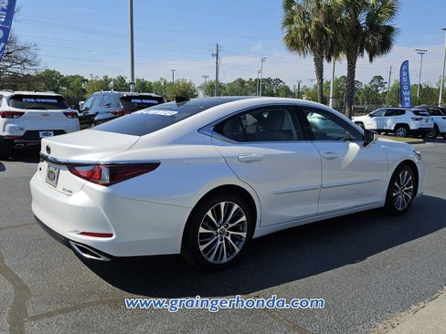 Used 2019 Lexus ES 350 w/ Accessory Package 2 image 5