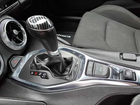 Used 2021 Chevrolet Camaro LT RWD image 22