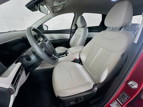 Used 2025 Hyundai Tucson SEL FWD image 13