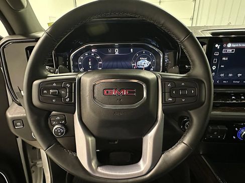 Used 2026 GMC Sierra 1500 Elevation w/ Preferred Package AWD/4WD image 34