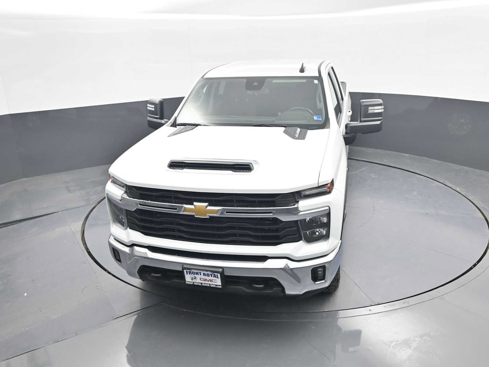 Used 2025 Chevrolet Silverado 2500 LT w/ Convenience Package AWD/4WD image 32