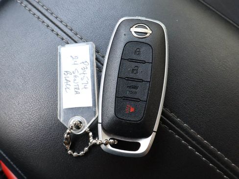 Used 2024 Nissan Sentra SV FWD image 29