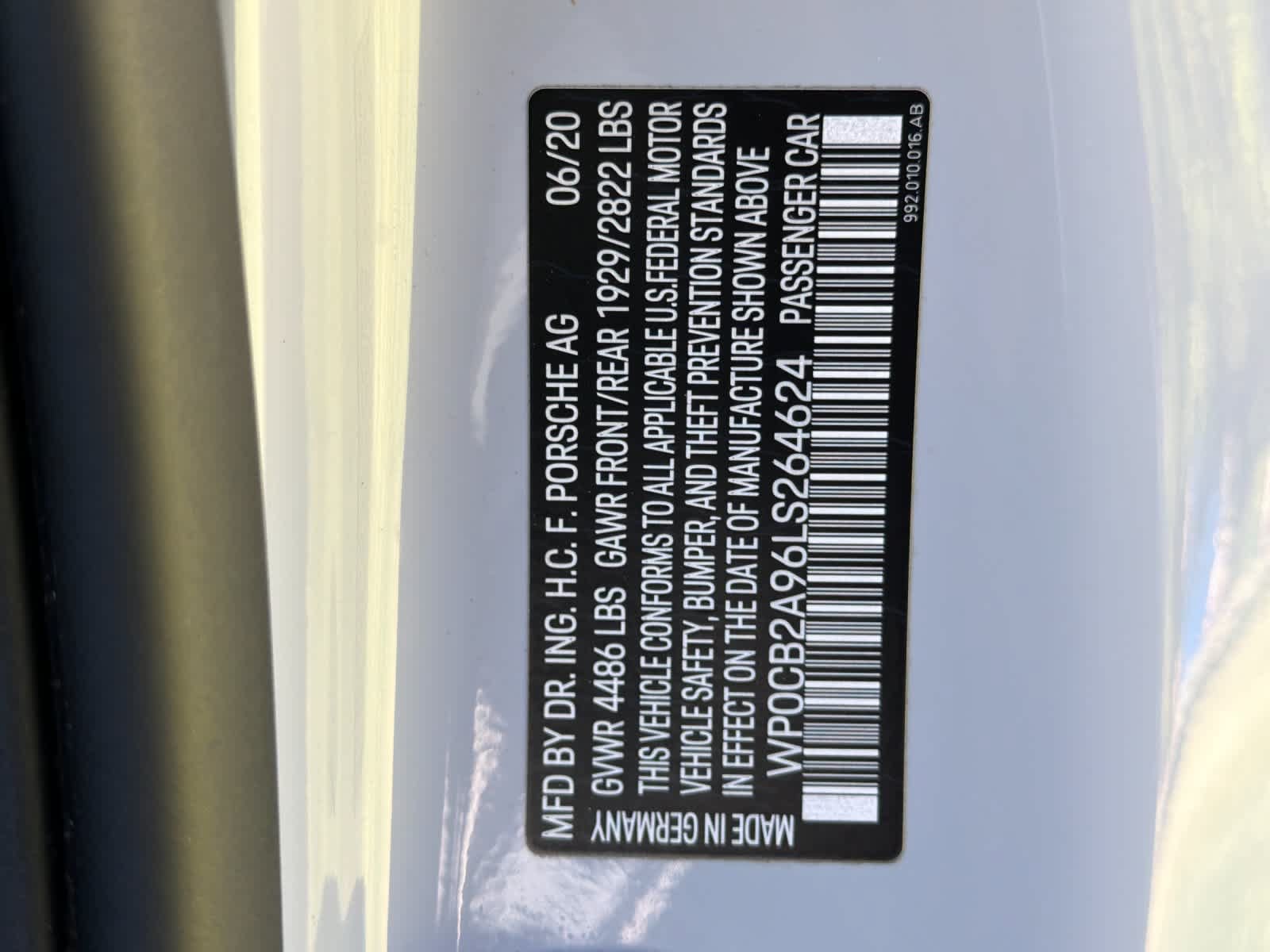 Certified 2020 Porsche 911 Carrera 4S AWD/4WD image 31