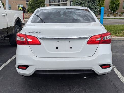 Used 2017 Nissan Sentra S FWD image 6