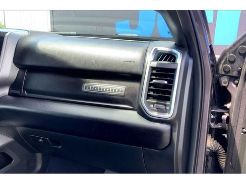 Used 2025 RAM 3500 Big Horn AWD/4WD image 17
