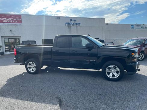 Used 2017 Chevrolet Silverado 1500 LT w/ All Star Edition AWD/4WD image 6