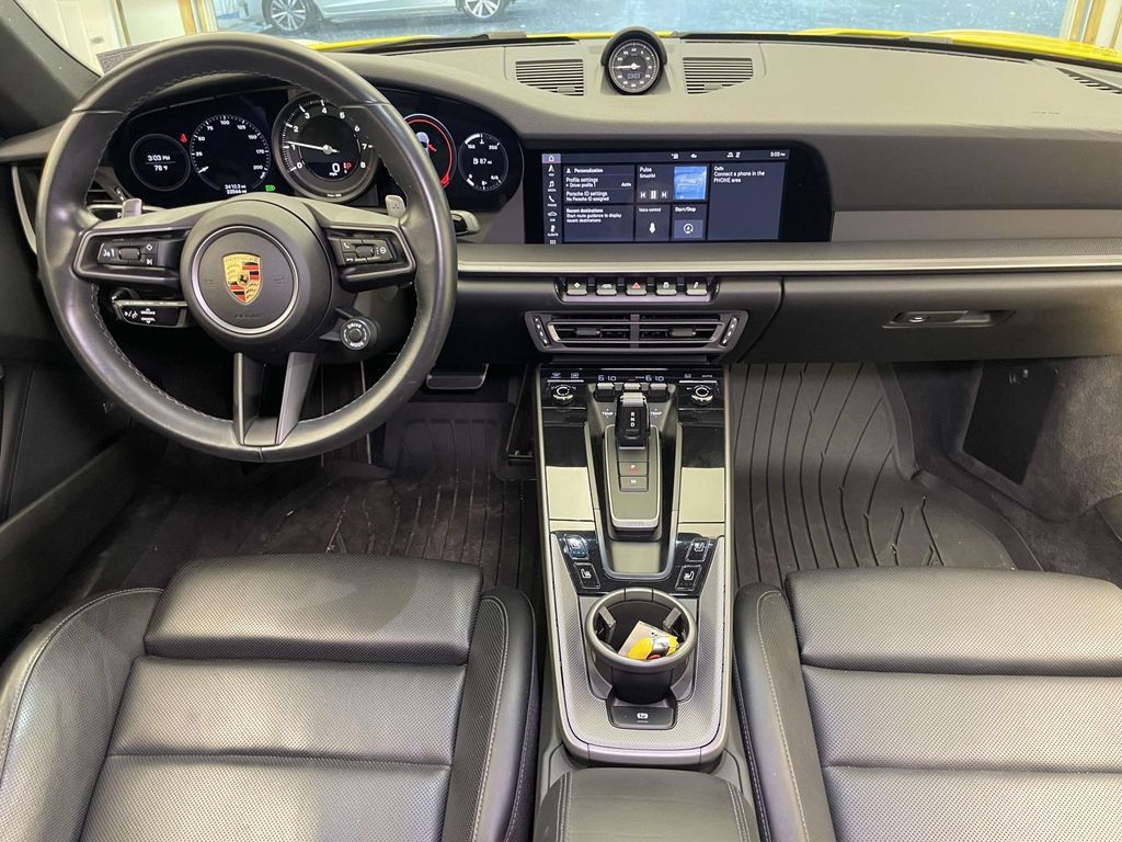 Used 2020 Porsche 911 Carrera S RWD image 21