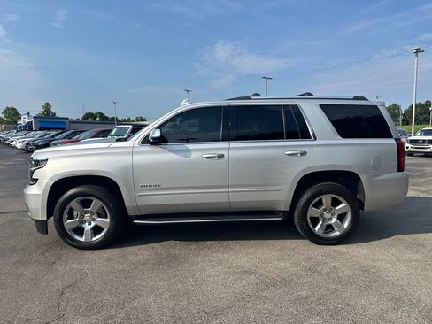 Used 2019 Chevrolet Tahoe Premier RWD image 6