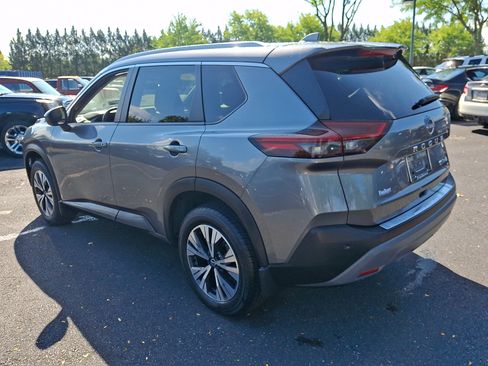 Used 2023 Nissan Rogue SV w/ SV Premium B Package AWD/4WD image 4