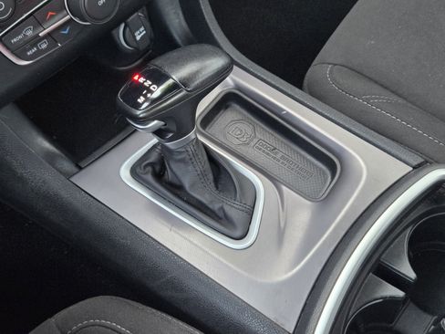 Used 2023 Dodge Charger SXT RWD image 22