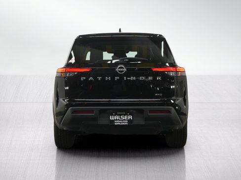 Used 2022 Nissan Pathfinder S AWD/4WD image 4