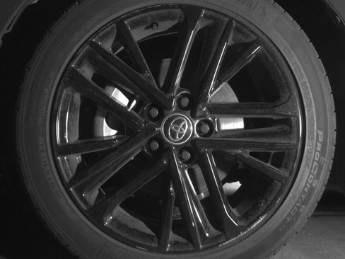 Used 2026 Toyota Camry SE FWD image 15
