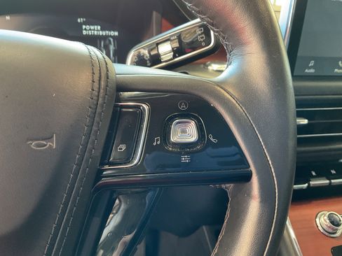 Used 2022 Lincoln Aviator Reserve w/ Elements Package Plus image 31