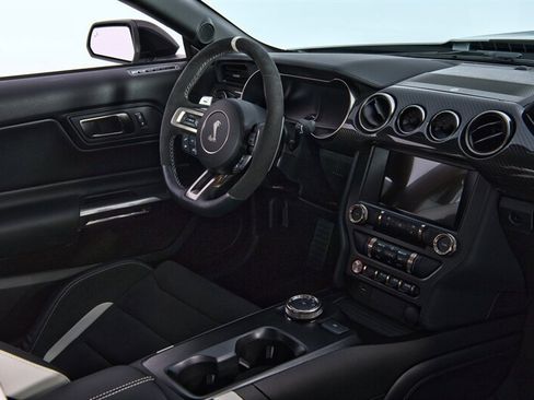 Used 2022 Ford Mustang Shelby GT500 w/ Carbon Fiber Track Pack RWD image 29