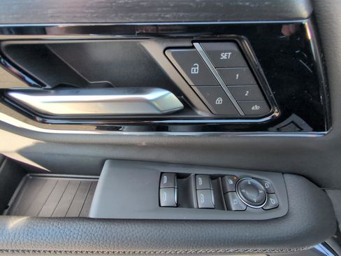 New 2026 GMC Yukon Denali w/ Denali Reserve Package image 28