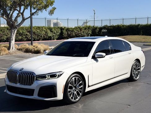 Used 2020 BMW 750i xDrive w/ Executive Package AWD/4WD image 1
