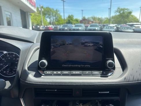 Used 2026 Nissan Rogue SV AWD/4WD image 15