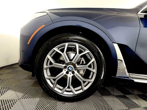 Certified 2022 BMW X7 xDrive40i w/ Premium Package image 8