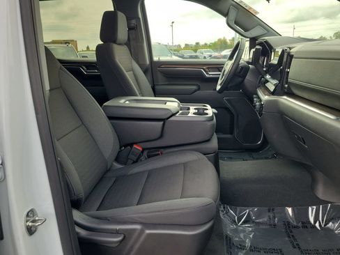 Used 2024 Chevrolet Silverado 1500 LT Trail Boss w/ Protection Package AWD/4WD image 26