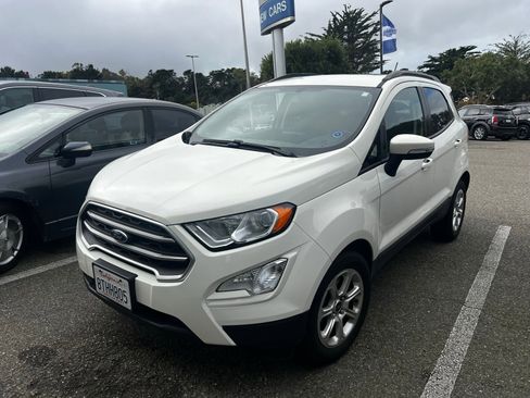 Used 2020 Ford EcoSport SE w/ SE Convenience Package image 3