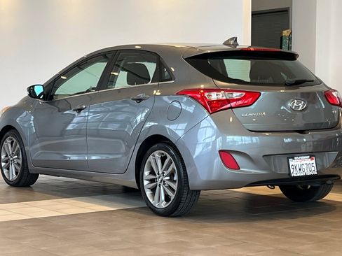 Used 2016 Hyundai Elantra GT w/ Option Group 02 image 6