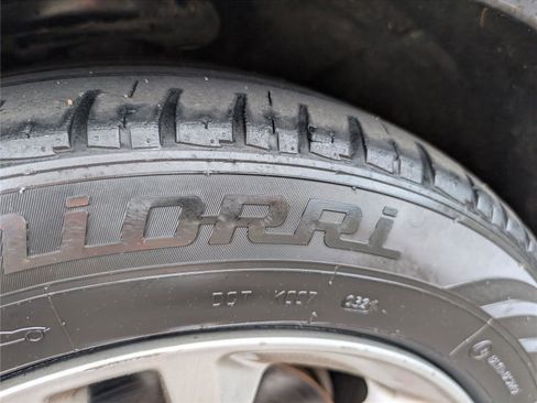 Used 2016 Chevrolet Malibu LT image 32