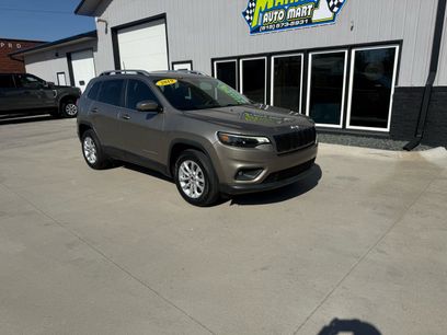 Used 2019 Jeep Cherokee Latitude w/ Popular Appearance Group