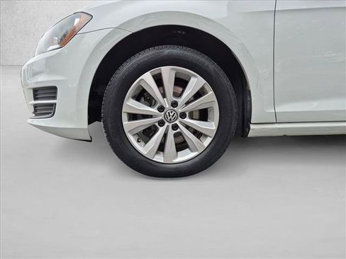 Used 2017 Volkswagen Golf S AWD/4WD image 23