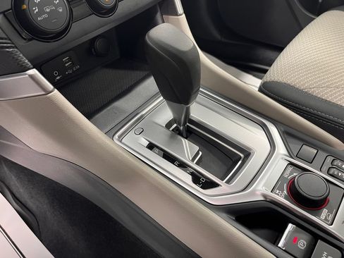 Used 2022 Subaru Forester Premium AWD/4WD image 30