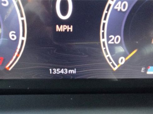 Used 2024 Jeep Grand Cherokee L Laredo w/ Luxury Tech Group I image 12