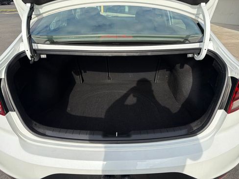 Used 2020 Hyundai Elantra SEL w/ Cargo Package (C1) FWD image 16