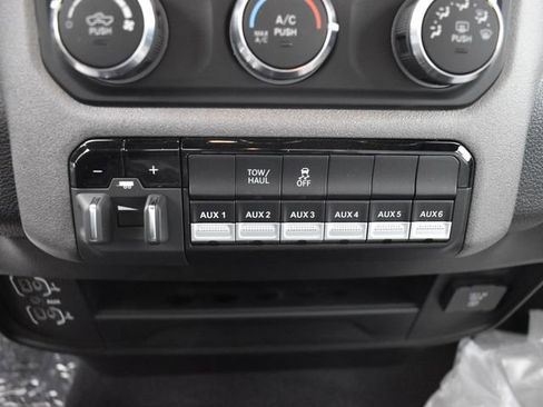 New 2024 RAM 2500 Tradesman w/ Chrome Appearance Group image 24