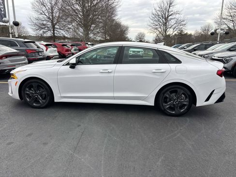 Used 2022 Kia K5 LXS image 2