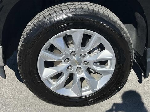 Used 2023 Chevrolet Silverado 1500 LT w/ Protection Package image 9