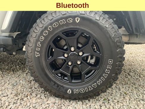 Used 2022 Jeep Gladiator Mojave AWD/4WD image 9