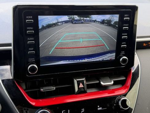 Used 2020 Toyota Corolla SE image 18