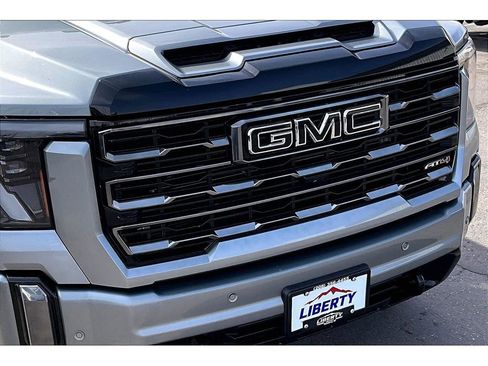 Used 2024 GMC Sierra 2500 AT4 w/ Max Trailering Package AWD/4WD image 28
