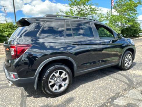 Used 2023 Honda Passport TrailSport image 16