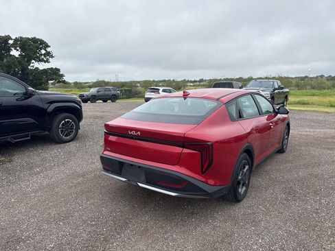 Used 2025 Kia K4 FWD image 4