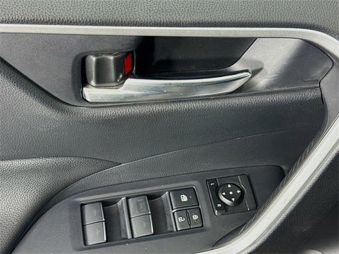 Certified 2023 Toyota RAV4 SE image 17