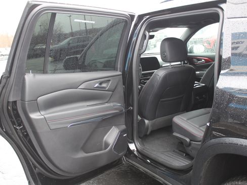 Used 2024 Chevrolet Traverse Z71 w/ Enhanced Driving Package AWD/4WD image 19