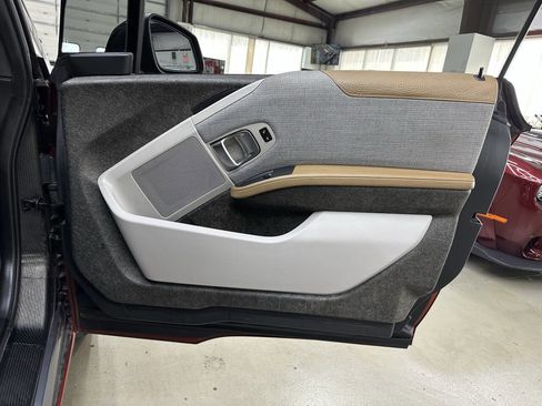 Used 2015 BMW i3 Base 4dr Hatchback image 16