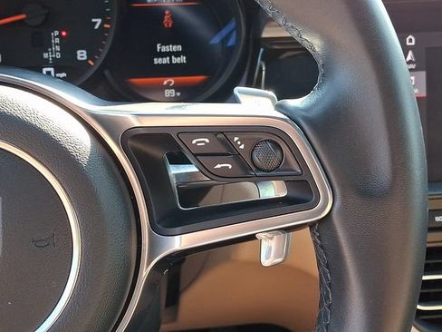 Used 2019 Porsche Macan AWD/4WD image 25